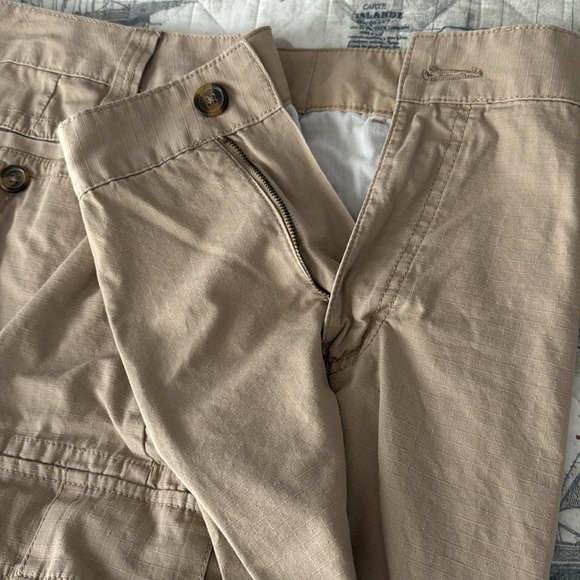 Men's Saddelbred Khaki Cargo Shorts - Picture 4 of 7